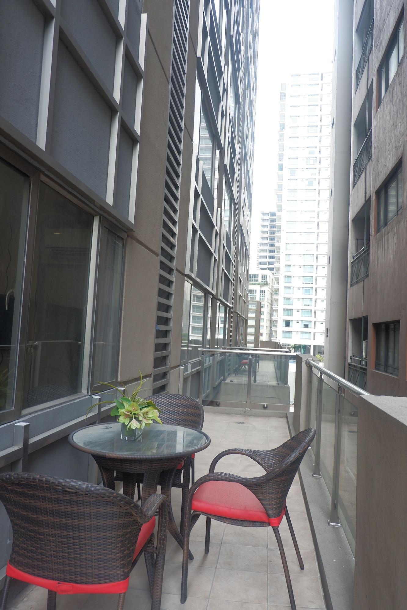 Valero Grand Suites By Swiss-Belhotel Makati City Extérieur photo
